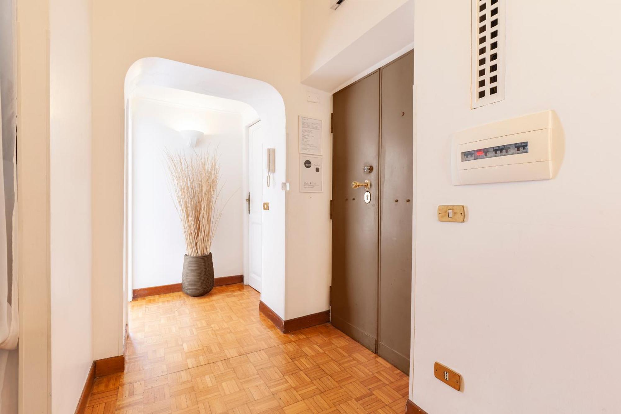Spanish Steps Historic Appartement