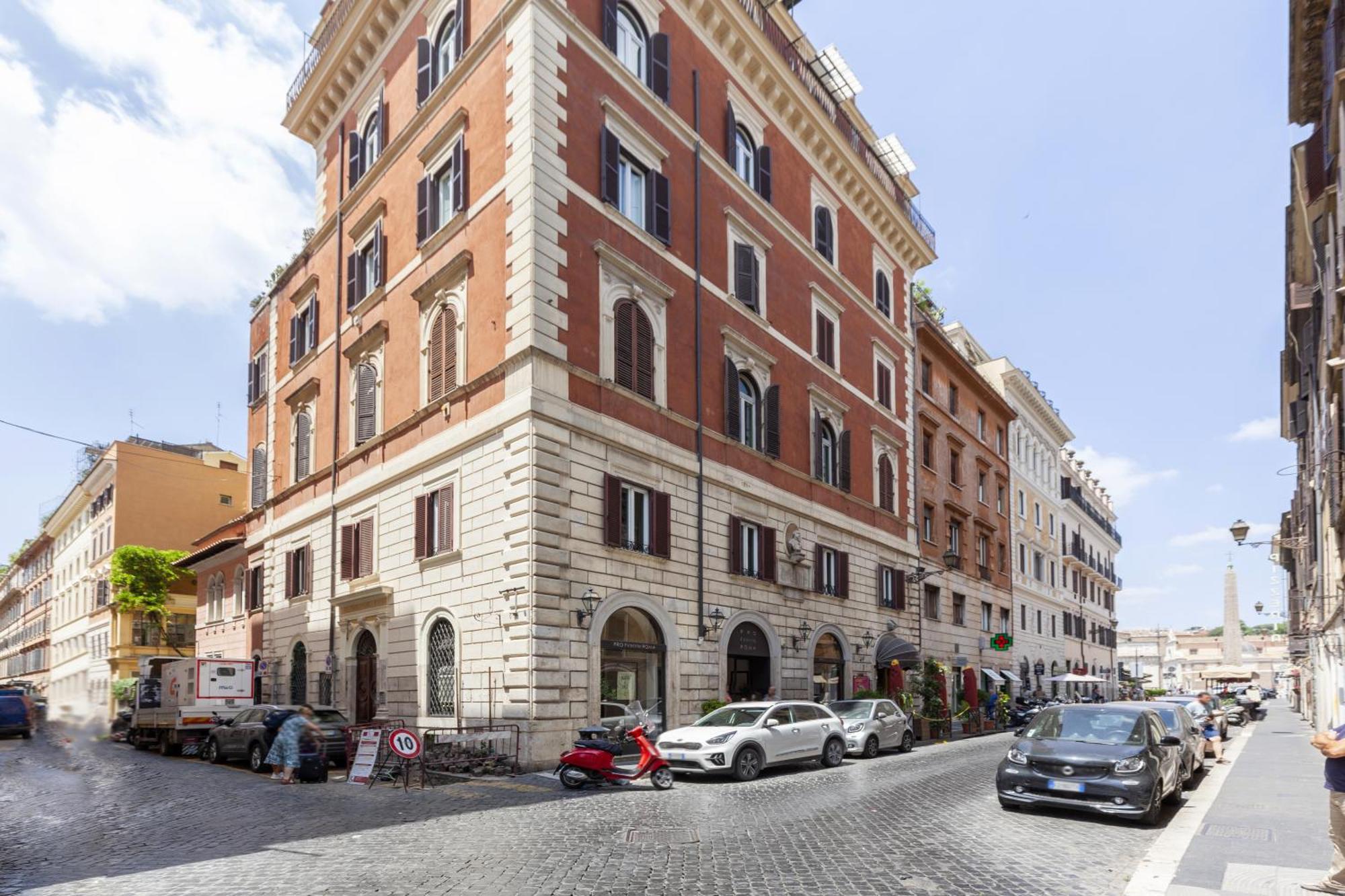 Spanish Steps Historic Appartement